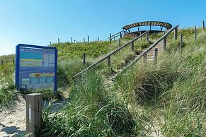 Bungalow in Callantsoog Near Sandy Beach
