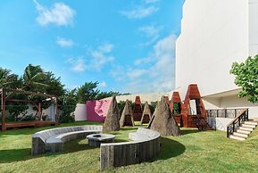 SLS Playa Mujeres – ALL Inclusive Collection