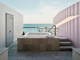 SLS Playa Mujeres – ALL Inclusive Collection