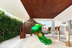 SLS Playa Mujeres – ALL Inclusive Collection
