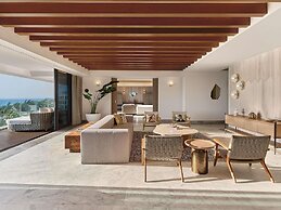 SLS Playa Mujeres – ALL Inclusive Collection