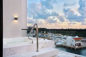 SLS Playa Mujeres – ALL Inclusive Collection