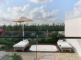SLS Playa Mujeres – ALL Inclusive Collection