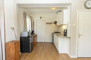 2-guest Apartment Alikruik in De Koog