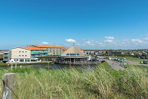 Apartment by Dutch Beach Pet-friendly