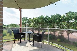Cozy Apartment Near Beach