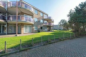 Cozy Apartment Near Beach