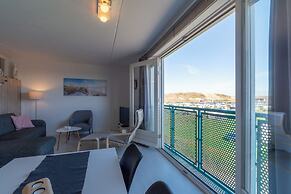 Cozy Beach Side Apartment