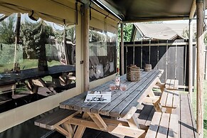 Woodlodge in Duynpark With Scenic Views
