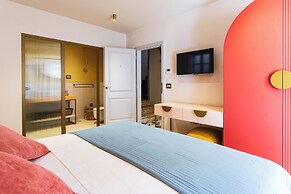 Spindler Luxury rooms by DuHomes