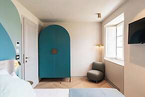 Spindler Luxury rooms by DuHomes