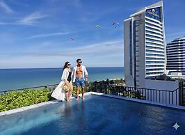 JBAY Beachfront Boutique Hotel