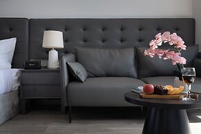 JBAY Beachfront Boutique Hotel