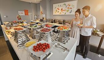JBAY Beachfront Boutique Hotel