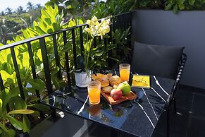 JBAY Beachfront Boutique Hotel