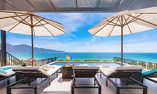JBAY Beachfront Boutique Hotel