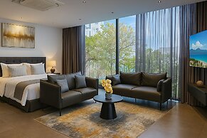 JBAY Beachfront Boutique Hotel