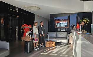 JBAY Beachfront Boutique Hotel