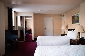 Royal Inn and Suites at Guelph