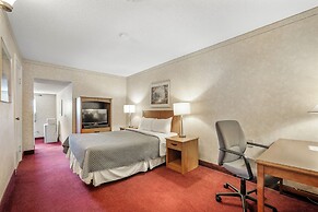 Royal Inn and Suites at Guelph