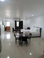 White Diamond Apartment