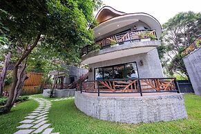 Madam Sweet Resort