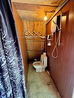 Nguyen Shack Retreat