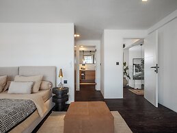 Tribeca Residence