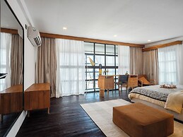 Tribeca Residence