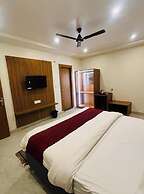 Maharishi Inn