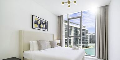 LUX  Burj Khalifa Lagoon View Suite 2