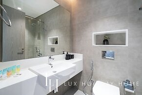 LUX  Burj Khalifa Lagoon View Suite 2