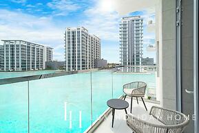LUX  Burj Khalifa Lagoon View Suite 2