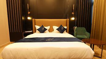 Aquila Grand Suites