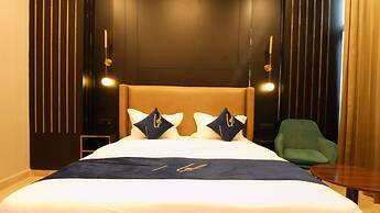 Aquila Grand Suites