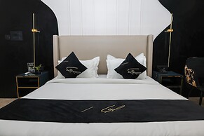 Aquila Grand Suites