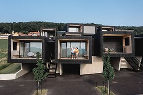 Stock & Stein Lodges