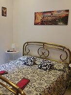 Guerrero Rooms