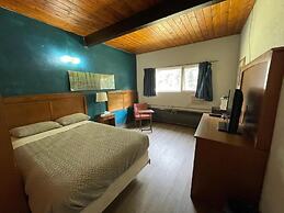 Rosthern Hotel