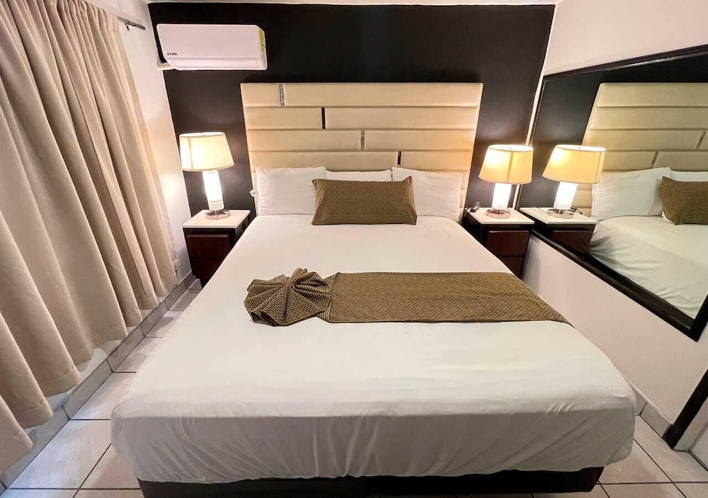 HOTEL GUILLEN