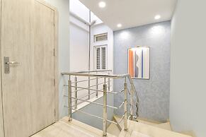 Fabhotel Rex