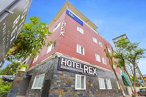 Fabhotel Rex