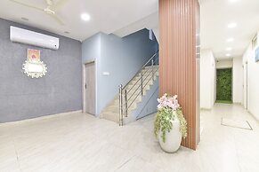 Fabhotel Rex