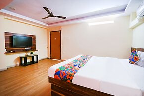 Fabhotel Sri Sai Grand Inn