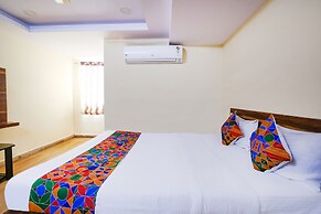 Fabhotel Sri Sai Grand Inn
