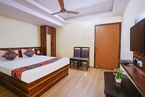 Fabhotel Sri Sai Grand Inn