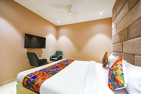 Fabhotel Supreme Suites