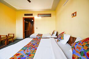 Fabhotel Kashmir Hilltown