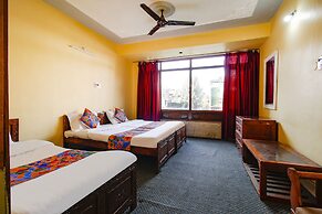 Fabhotel Kashmir Hilltown
