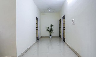 Fabhotel White Retreat Inn